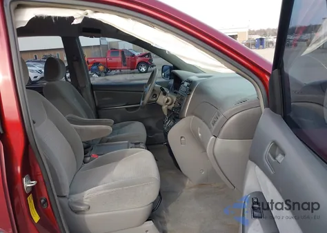 2007 Toyota Sienna Ce z USA, uszkodzony, nr VIN 5TDZK23C17S090298